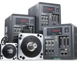 ASD-M-1521-R Блок управления 3-мя сервомоторами, 3x1.5кВт 1x220В, второй вход обратной связи, высокоскоростная шина DMCNET, встроенный ПЛК